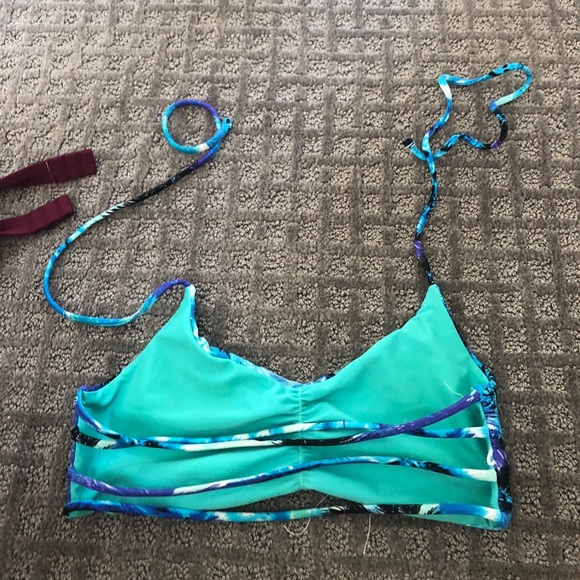 colorful bikini top - Picture 2 of 2